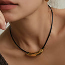 New Design Sense PU Imitation Leather Rope Stainless Steel Metal Tube Pendant Necklace Fashion Jewelry for Got Girls and Womens