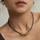 New Design Sense PU Imitation Leather Rope Stainless Steel Metal Tube Pendant Necklace Fashion Jewelry for Got Girls and Womens